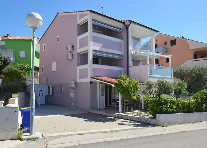 Marjolovic 1 By Interhome Njivice