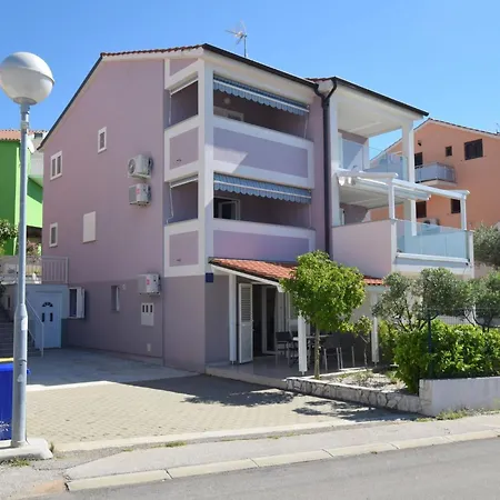 Marjolovic 1 By Interhome Njivice