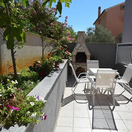 Marjolovic 1 By Interhome